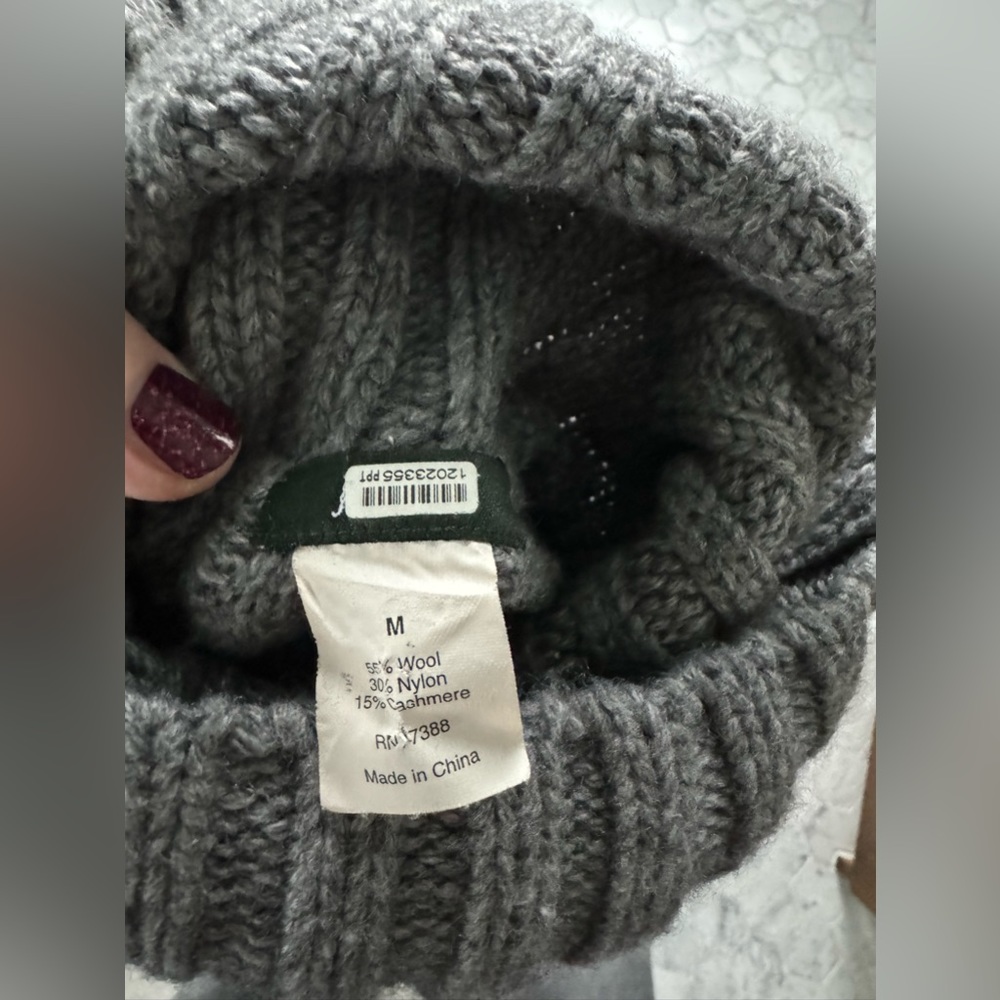 J. Crew grey turtleneck sweater, size M. Wool, Nylon and cashmere. No holes - Picture 5 of 5